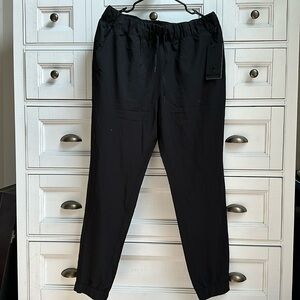 Women’s size Large 90degree by Reflex light joggers